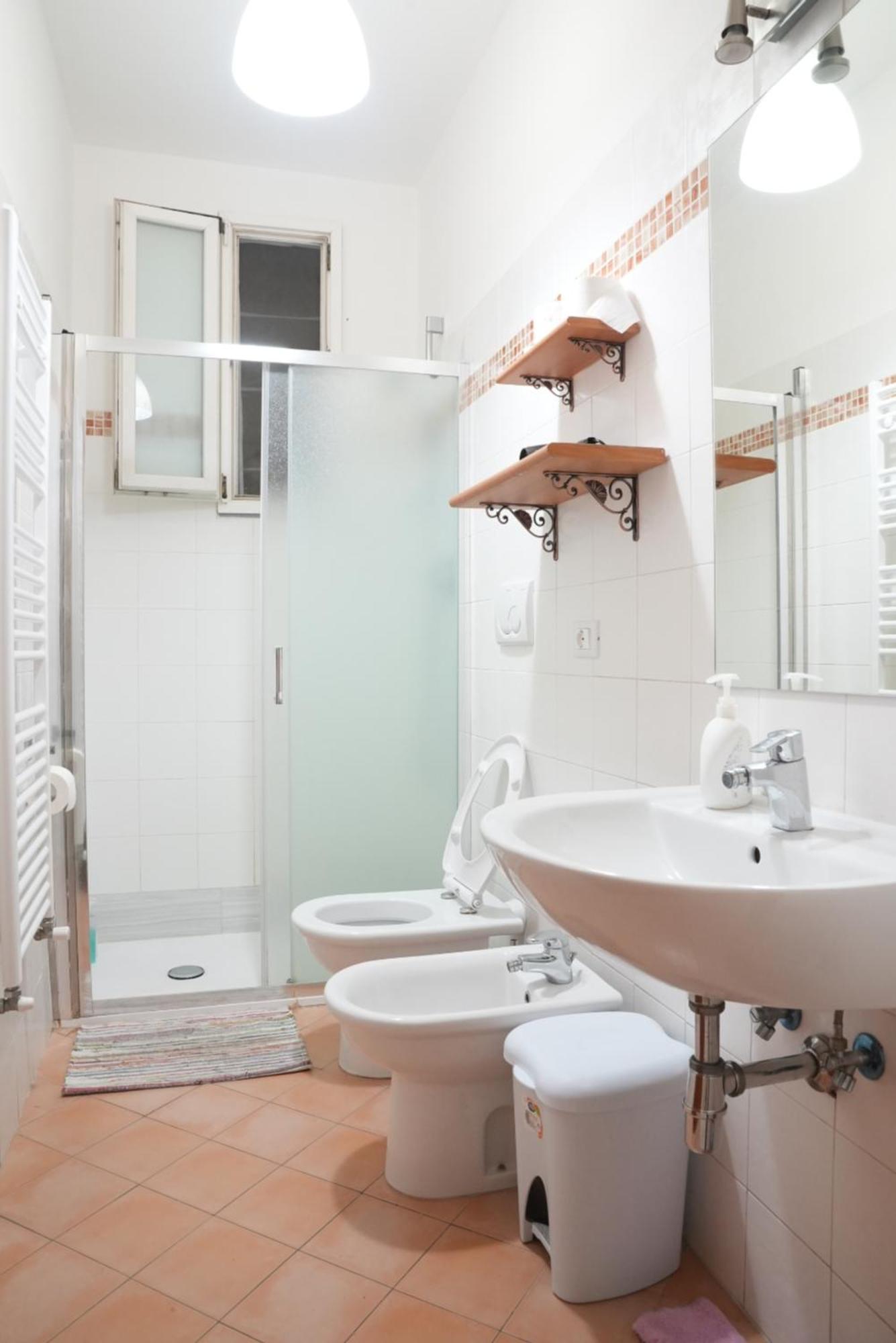 Affitta Camere Mimi Family Florenz Exterior foto