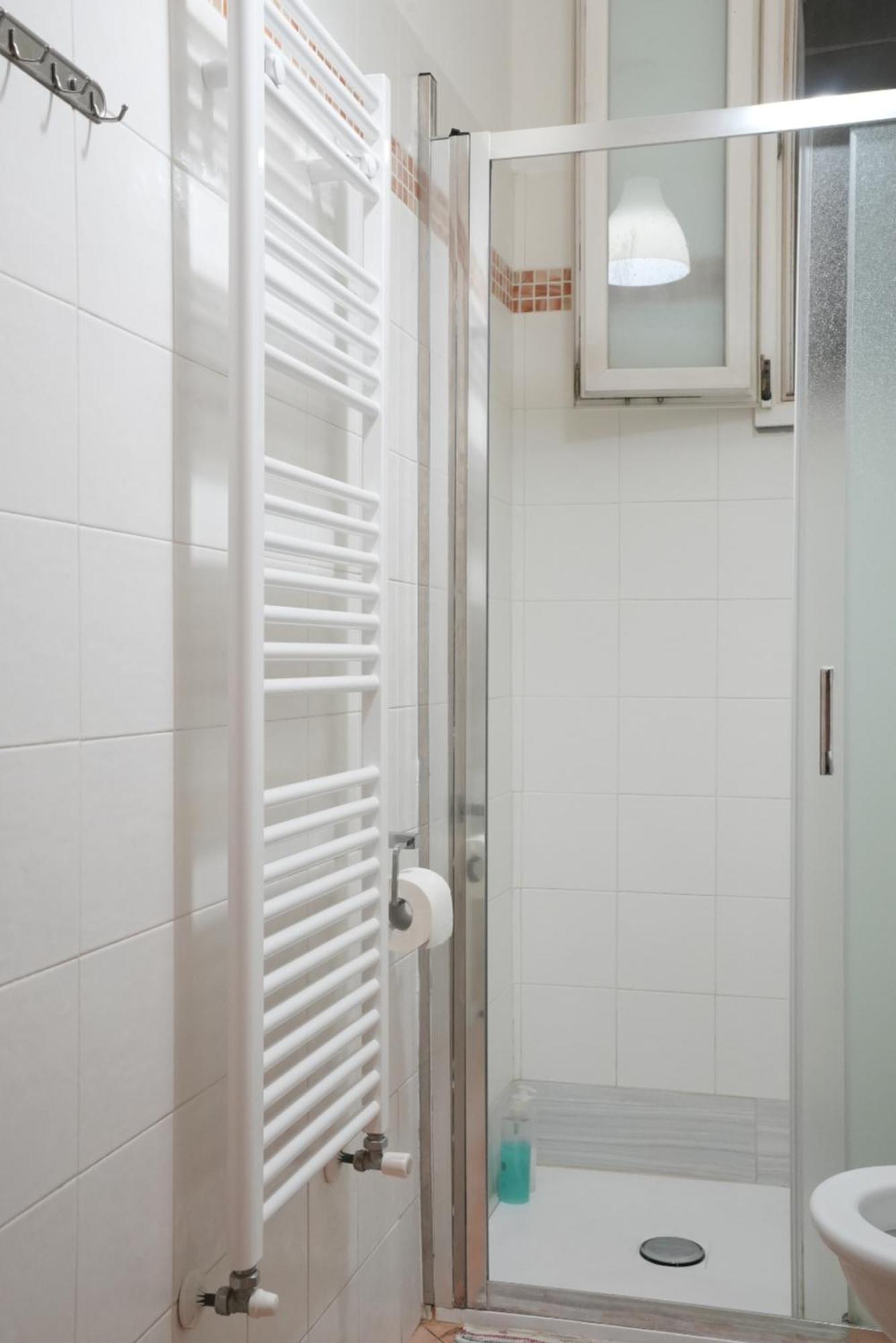 Affitta Camere Mimi Family Florenz Exterior foto